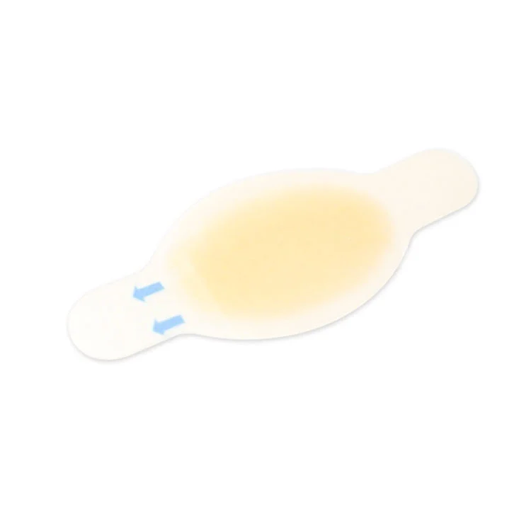 Vandeniui atsparūs hidrokoloidiniai tvarsčiai, skirti pėdų pūslių prevencijai