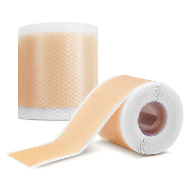 Vandeniui atsparūs odos atspalvio randų pleistrai jautriai odai